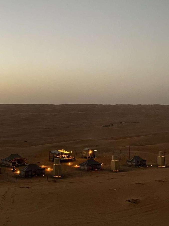 Crescent Desert Private Camp Shahiq Ngoại thất bức ảnh