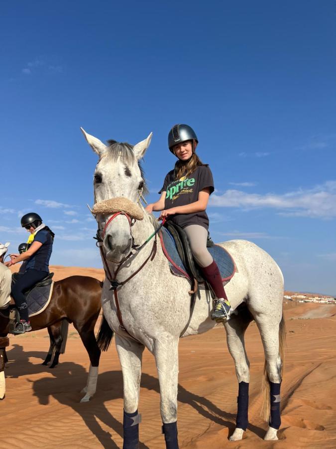 Crescent Desert Private Camp Shahiq Ngoại thất bức ảnh