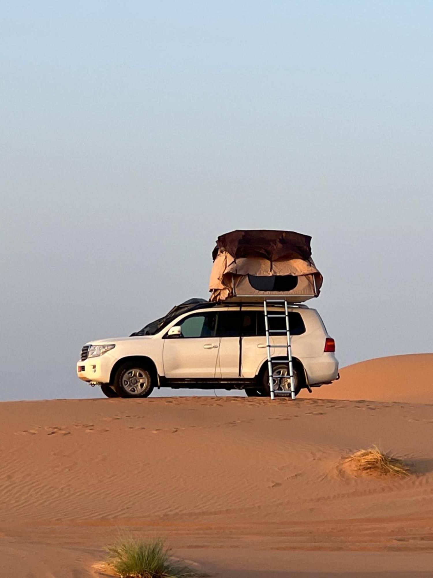 Crescent Desert Private Camp Shahiq Ngoại thất bức ảnh