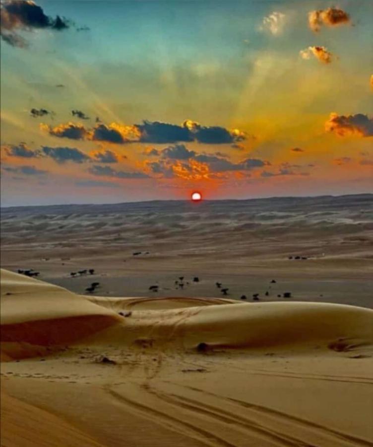 Crescent Desert Private Camp Shahiq Ngoại thất bức ảnh