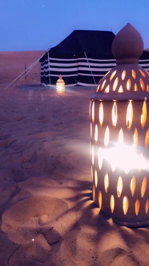 Crescent Desert Private Camp Shahiq Ngoại thất bức ảnh