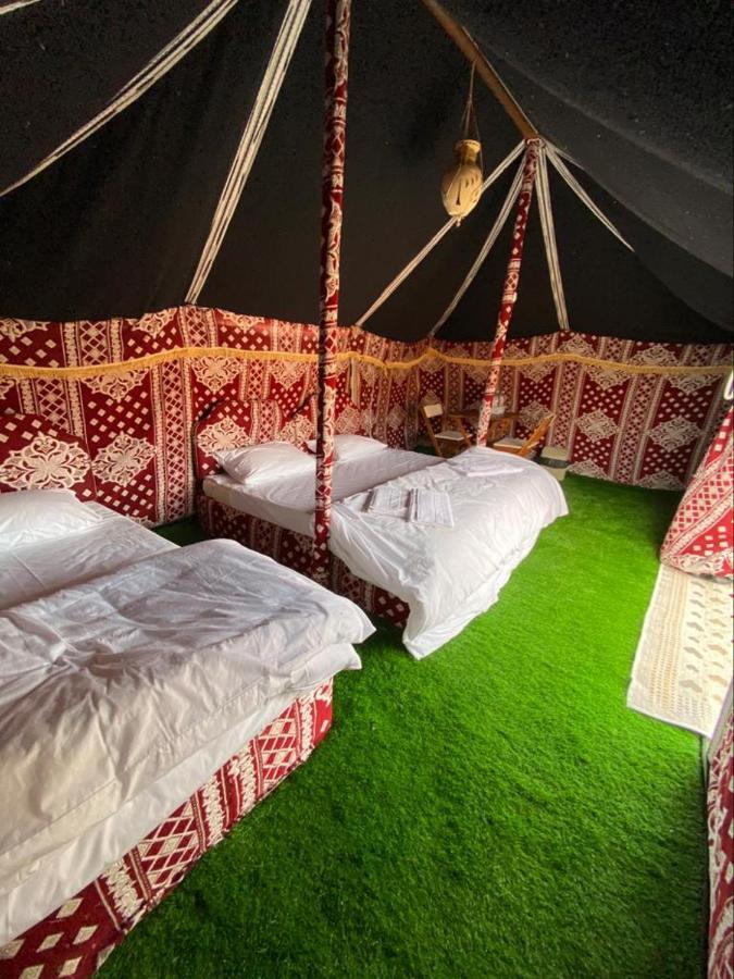 Crescent Desert Private Camp Shahiq Ngoại thất bức ảnh
